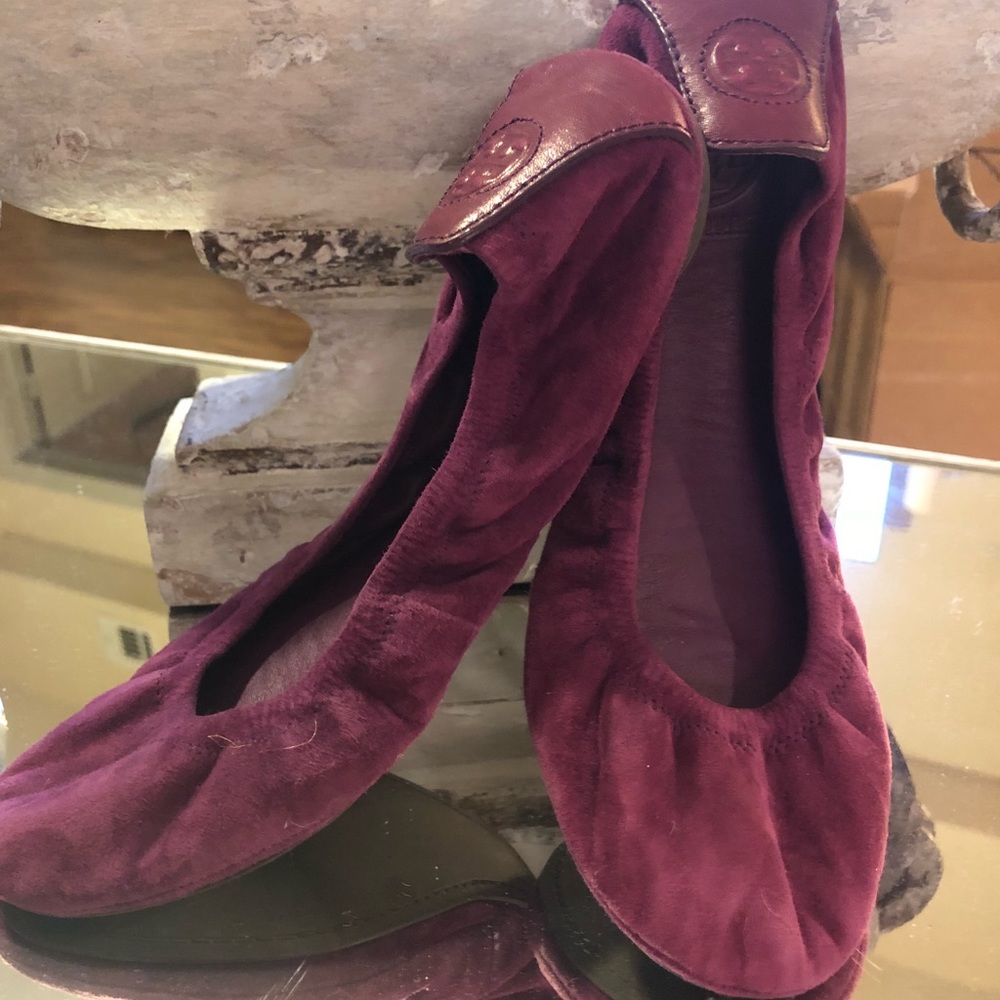 Purple Tory Burch flats in good condition!